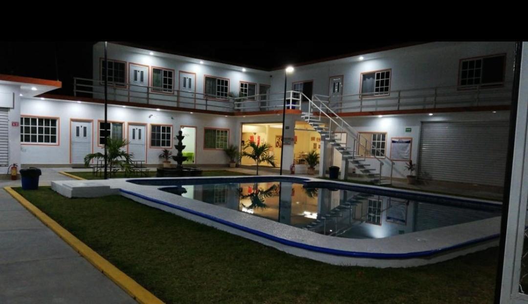 Hotel Villa Maran Chachalacas Ambiente Familiar Playa Chachalacas Экстерьер фото